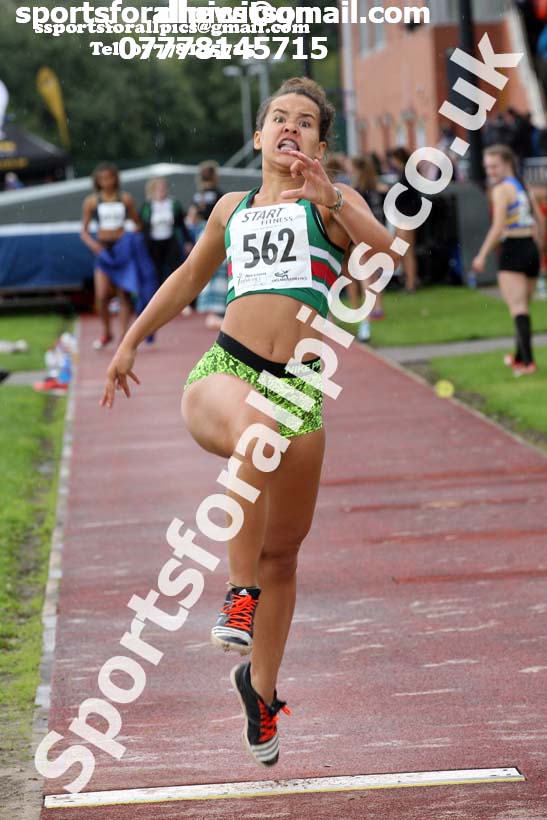 Womens under-17s long jump, Northern Under-17s/U-15s and U13s Champs, Leigh Sports Village, Leigh. Photo: David T. Hewitson/Sports for All Pics